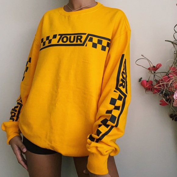 H&M Sweaters - 🏁SOLD🏁 CUTE & TRENDY Yellow Justin Bieber Jumper